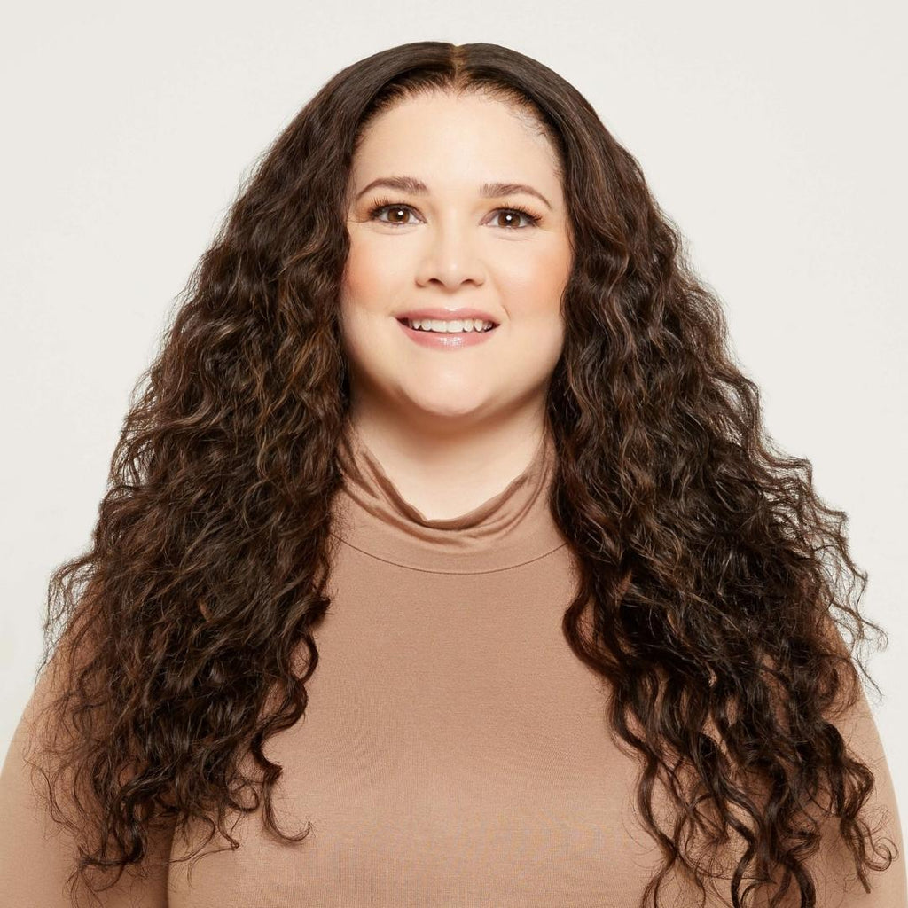 Natural Black Wavy HD Lace Wigs